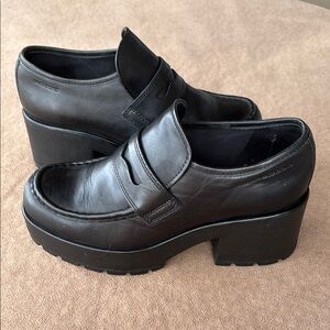 Vagabond Black Leather Platform Flats